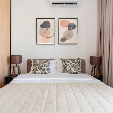 Sanders Crystal 2 * Limassol